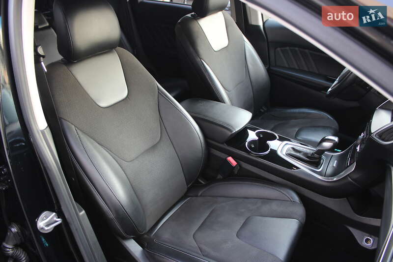 Внедорожник / Кроссовер Ford Edge 2016 в Одессе