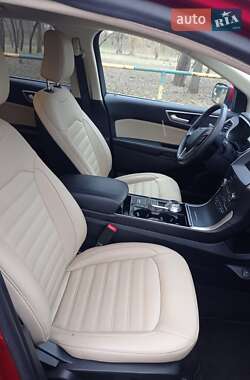 Внедорожник / Кроссовер Ford Edge 2020 в 