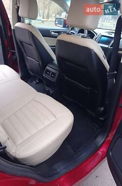 Внедорожник / Кроссовер Ford Edge 2020 в 