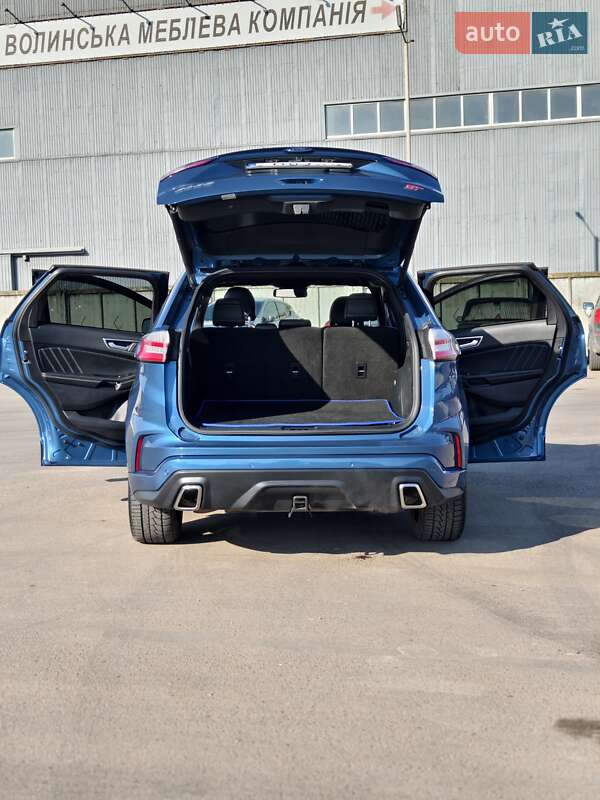 Внедорожник / Кроссовер Ford Edge 2018 в Нововолынске