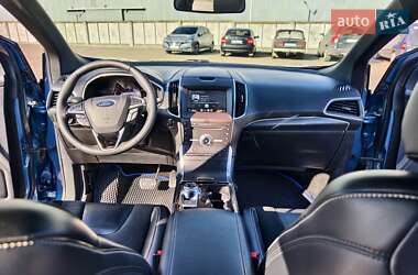 Внедорожник / Кроссовер Ford Edge 2018 в 
