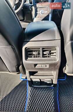 Внедорожник / Кроссовер Ford Edge 2018 в 