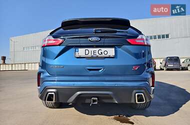 Внедорожник / Кроссовер Ford Edge 2018 в 
