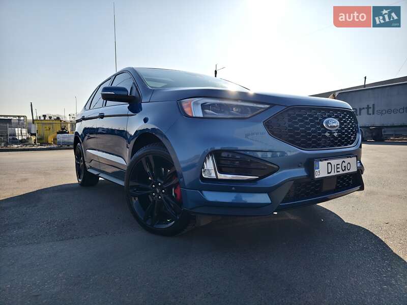 Внедорожник / Кроссовер Ford Edge 2018 в Нововолынске