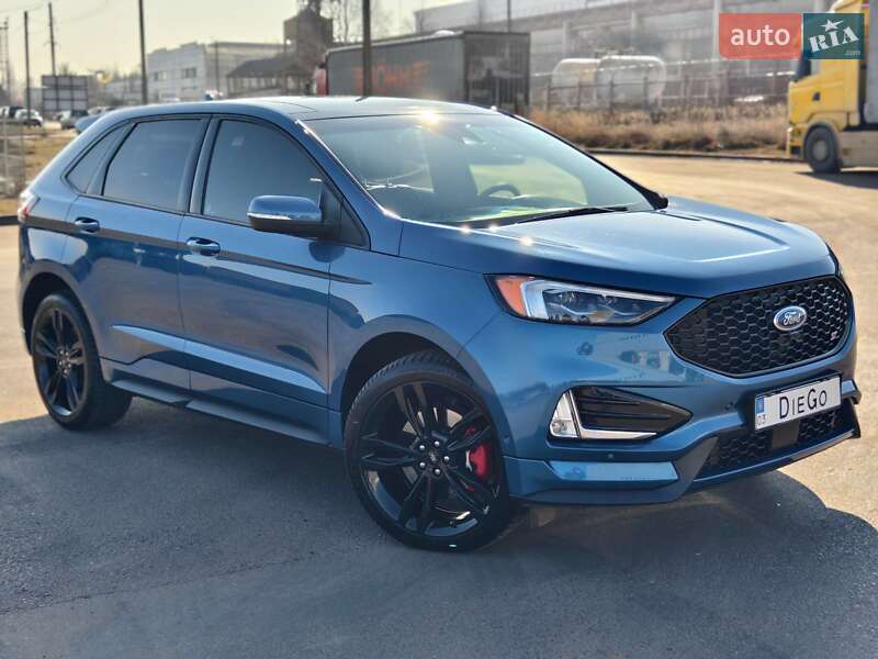 Внедорожник / Кроссовер Ford Edge 2018 в Нововолынске