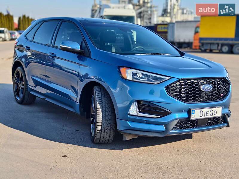 Внедорожник / Кроссовер Ford Edge 2018 в Нововолынске