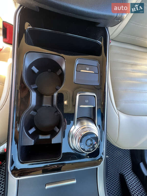 Внедорожник / Кроссовер Ford Edge 2019 в Ровно