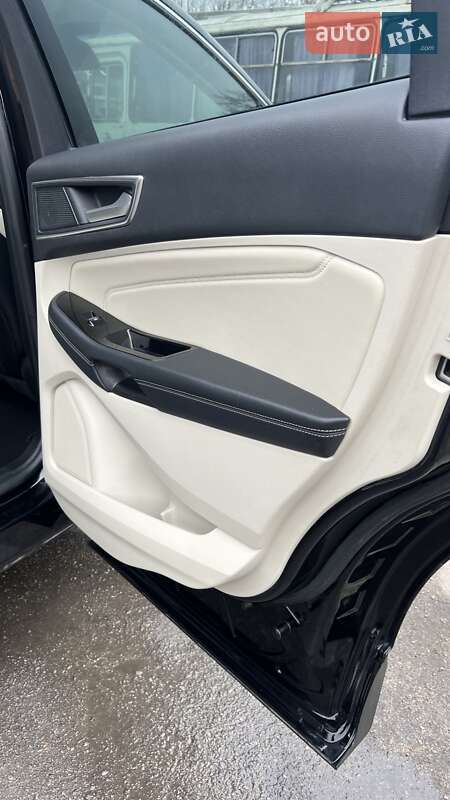 Внедорожник / Кроссовер Ford Edge 2019 в Гайсине