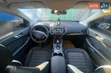 Внедорожник / Кроссовер Ford Edge 2017 в 