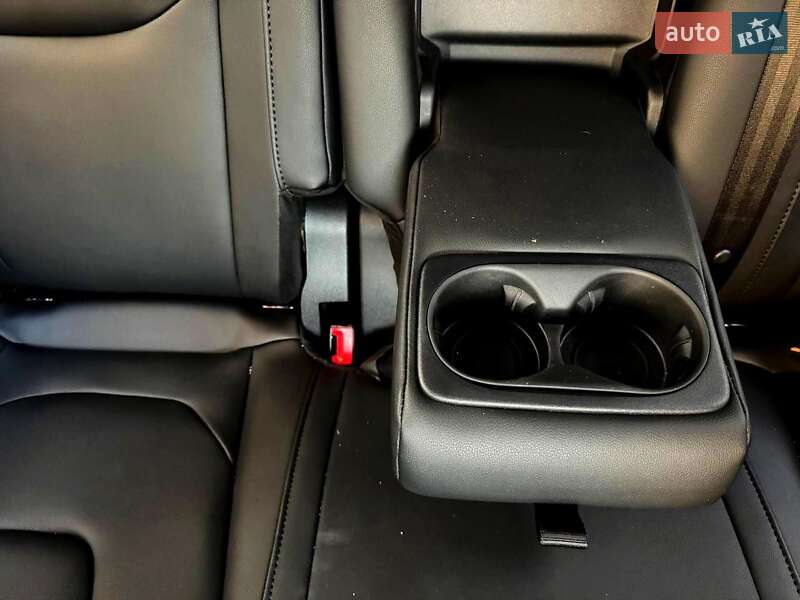 Внедорожник / Кроссовер Ford Edge 2016 в Кременчуге