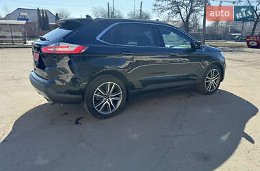 Внедорожник / Кроссовер Ford Edge 2019 в 