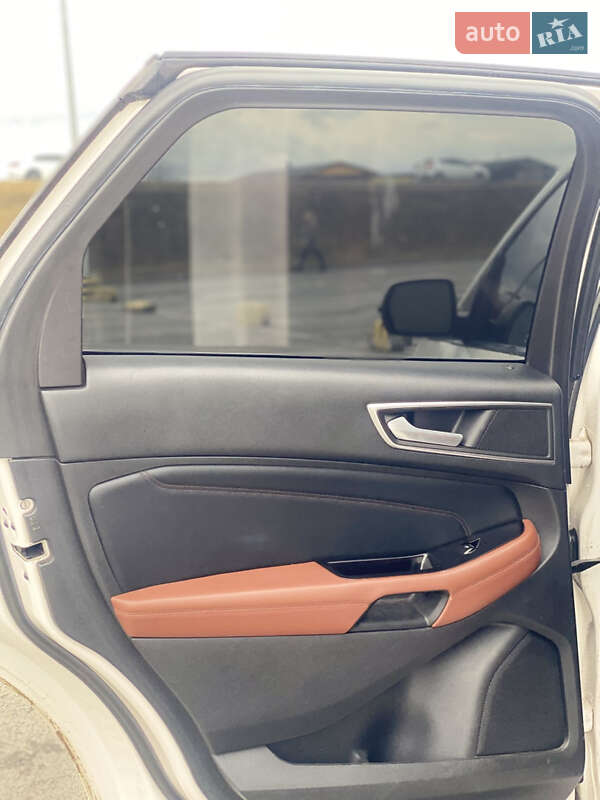 Внедорожник / Кроссовер Ford Edge 2015 в Львове