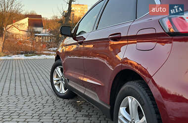 Внедорожник / Кроссовер Ford Edge 2019 в 