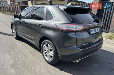 Позашляховик / Кросовер Ford Edge 2018 в 
