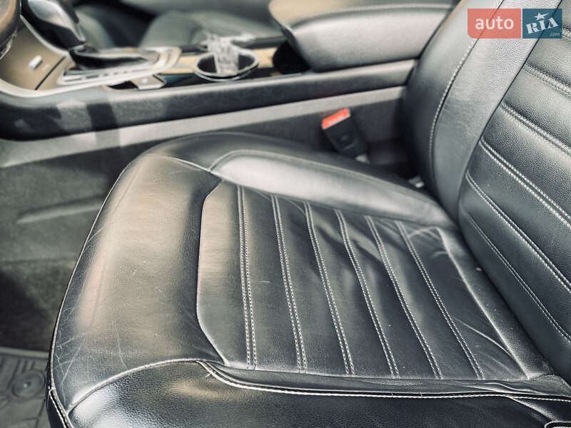 Внедорожник / Кроссовер Ford Edge 2015 в Днепре