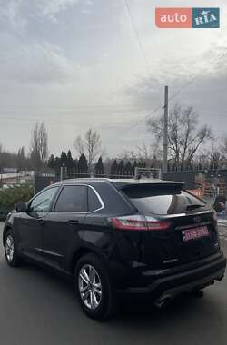 Внедорожник / Кроссовер Ford Edge 2020 в 