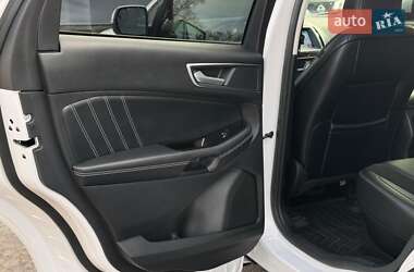 Внедорожник / Кроссовер Ford Edge 2018 в 