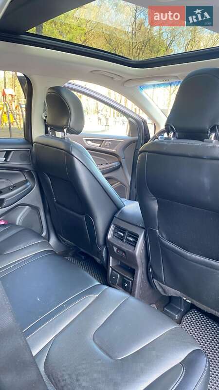Внедорожник / Кроссовер Ford Edge 2017 в Киеве