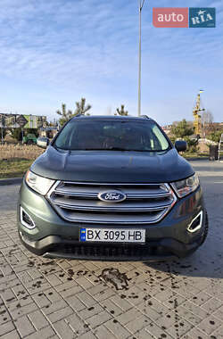 Внедорожник / Кроссовер Ford Edge 2015 в 