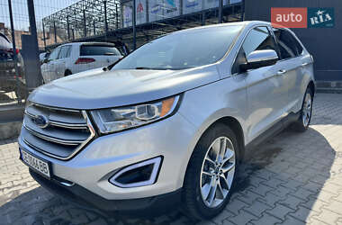Внедорожник / Кроссовер Ford Edge 2017 в 
