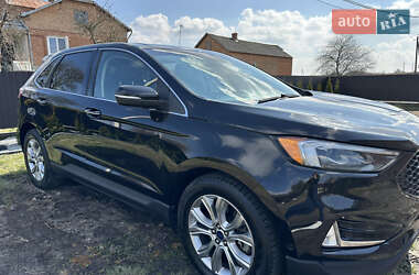 Внедорожник / Кроссовер Ford Edge 2019 в 