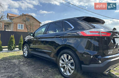 Внедорожник / Кроссовер Ford Edge 2019 в 