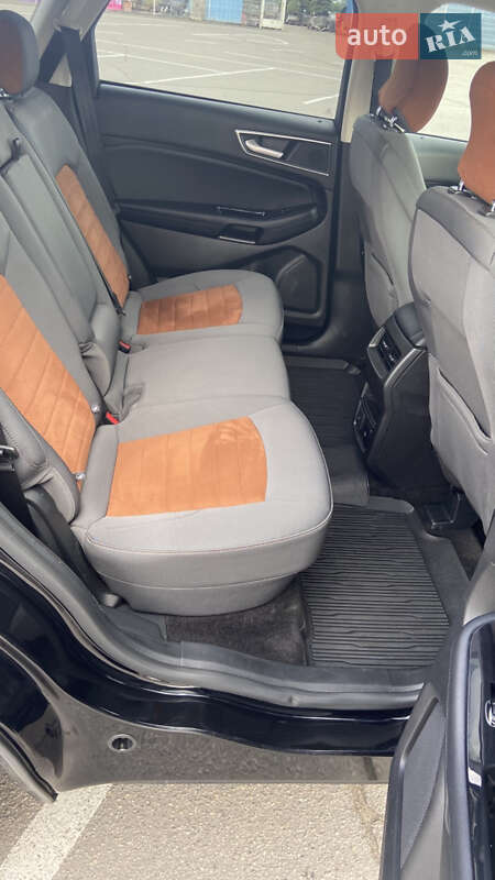 Внедорожник / Кроссовер Ford Edge 2018 в Хмельницком