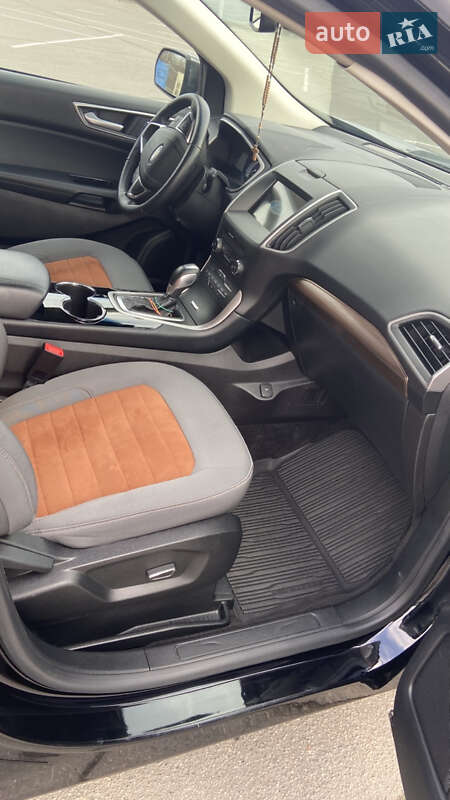 Внедорожник / Кроссовер Ford Edge 2018 в Хмельницком