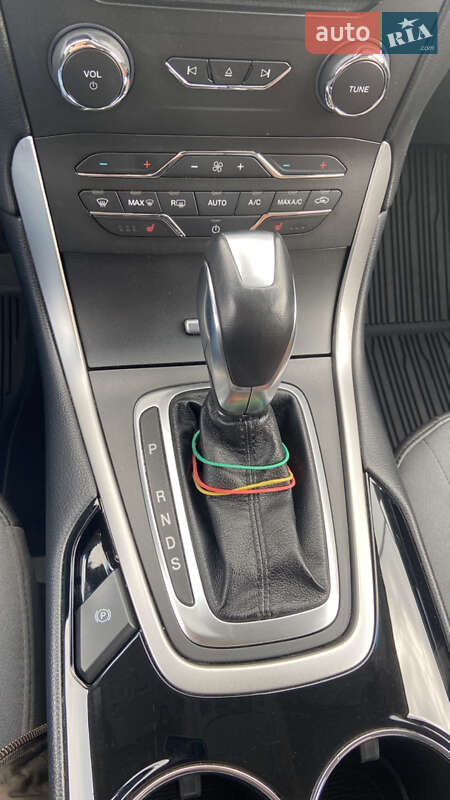 Внедорожник / Кроссовер Ford Edge 2018 в Хмельницком