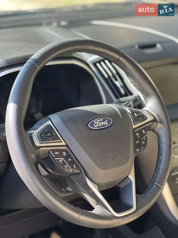 Внедорожник / Кроссовер Ford Edge 2019 в Звягеле