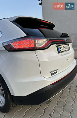 Внедорожник / Кроссовер Ford Edge 2018 в 
