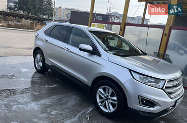 Внедорожник / Кроссовер Ford Edge 2017 в 