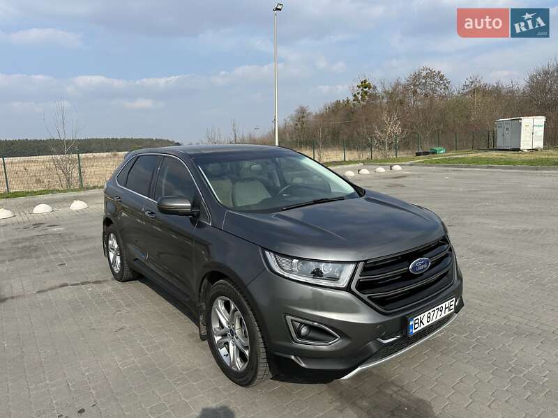 Позашляховик / Кросовер Ford Edge 2016 в Радивиліві