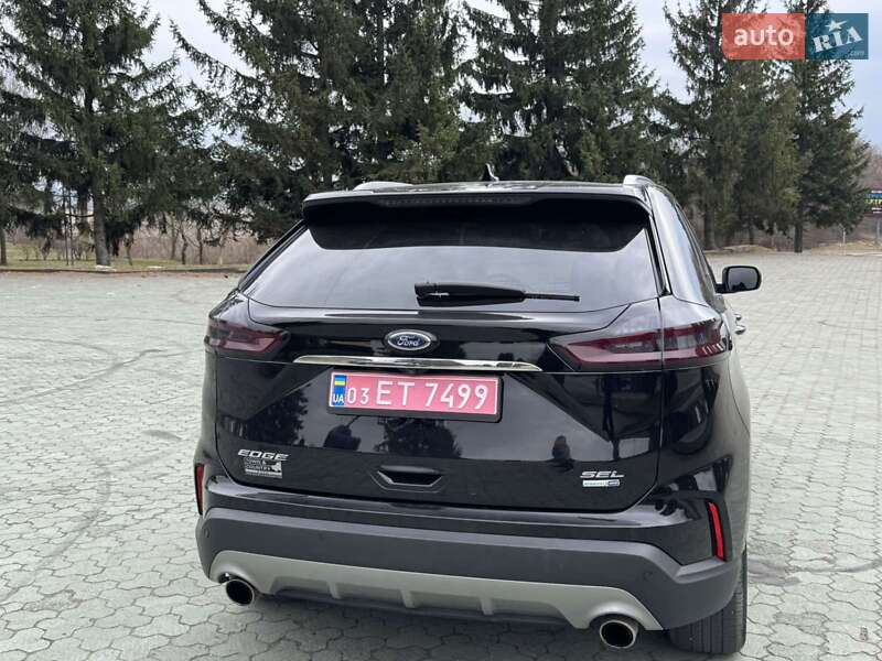 Позашляховик / Кросовер Ford Edge 2019 в Дубні
