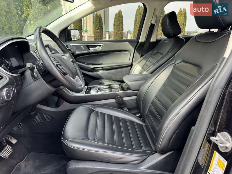 Позашляховик / Кросовер Ford Edge 2019 в Дубні