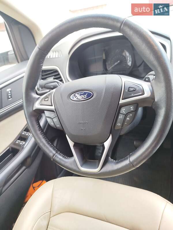 Внедорожник / Кроссовер Ford Edge 2016 в Киеве