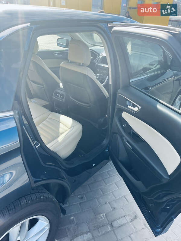 Внедорожник / Кроссовер Ford Edge 2017 в Ровно