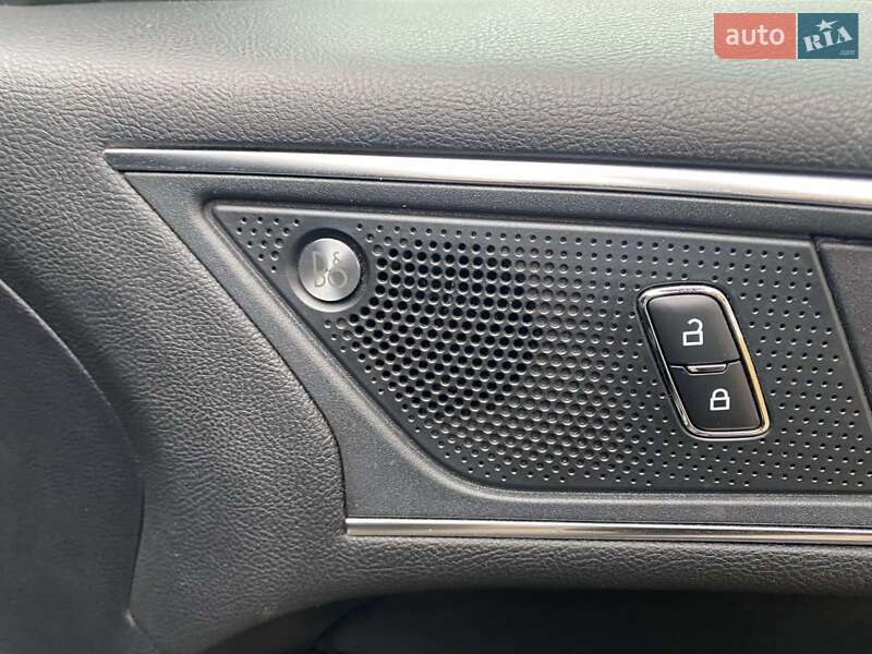 Позашляховик / Кросовер Ford Edge 2019 в Києві