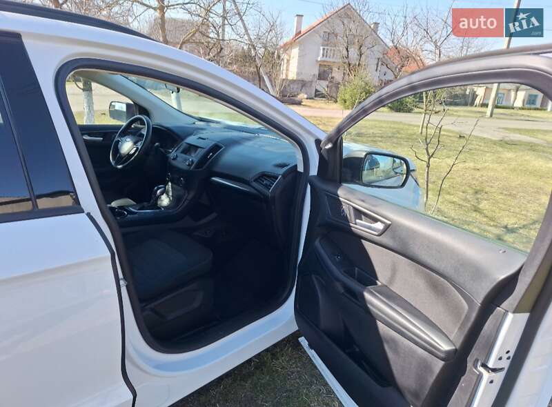 Внедорожник / Кроссовер Ford Edge 2018 в Нововолынске