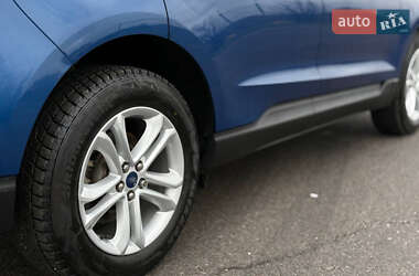 Внедорожник / Кроссовер Ford Edge 2020 в 