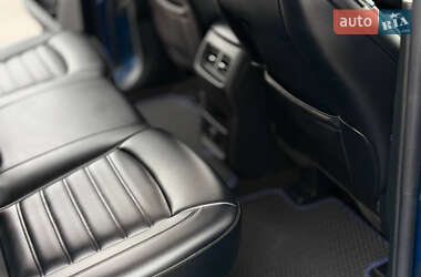 Внедорожник / Кроссовер Ford Edge 2020 в 