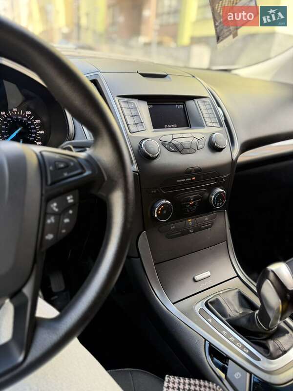Внедорожник / Кроссовер Ford Edge 2015 в Харькове