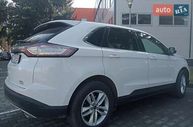 Позашляховик / Кросовер Ford Edge 2016 в 
