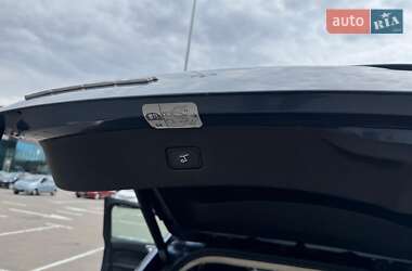 Позашляховик / Кросовер Ford Edge 2018 в 