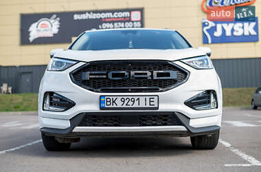 Внедорожник / Кроссовер Ford Edge 2019 в 