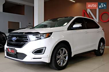 Внедорожник / Кроссовер Ford Edge 2017 в 