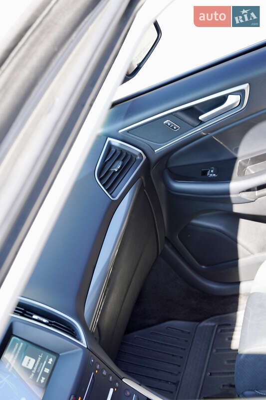 Позашляховик / Кросовер Ford Edge 2017 в Дніпрі фото 21 Позашляховик / Кросовер Ford Edge 2017 в Дніпрі