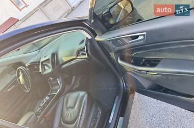 Внедорожник / Кроссовер Ford Edge 2019 в 