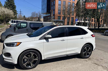 Внедорожник / Кроссовер Ford Edge 2019 в 