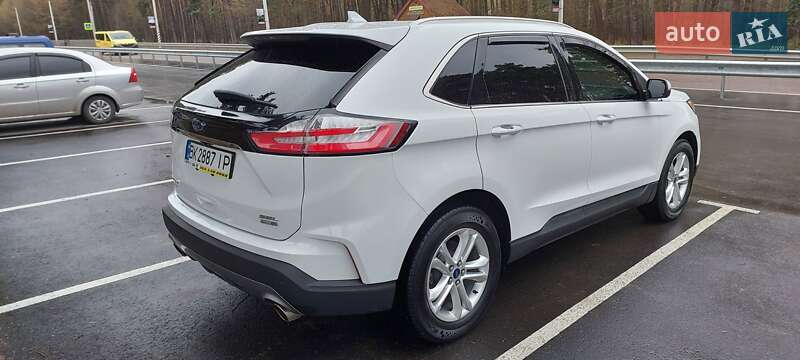 Позашляховик / Кросовер Ford Edge 2019 в Дубні